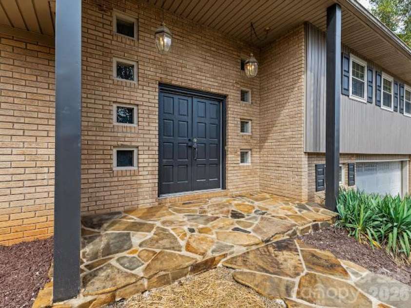 1824 Chrosaro Place, Lenoir, NC 28645.  MLS# CAR4432615, YatesRealty ID 55552. 