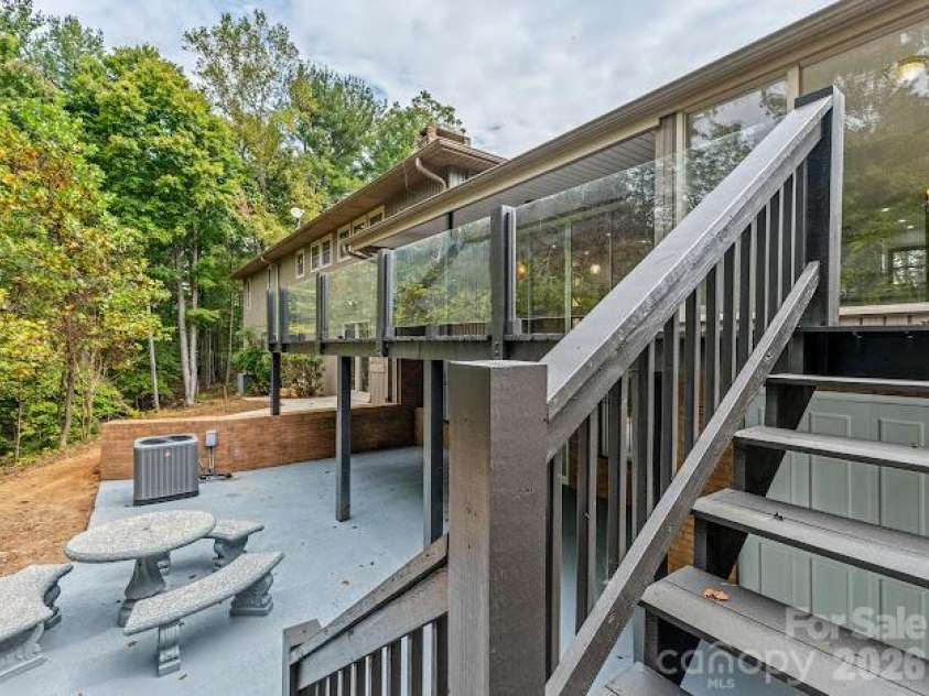 1824 Chrosaro Place, Lenoir, NC 28645.  MLS# CAR4432615, YatesRealty ID 55552. 