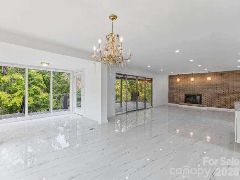 1824 Chrosaro Place, Lenoir, NC 28645.  MLS# CAR4432615, YatesRealty ID 55552. 