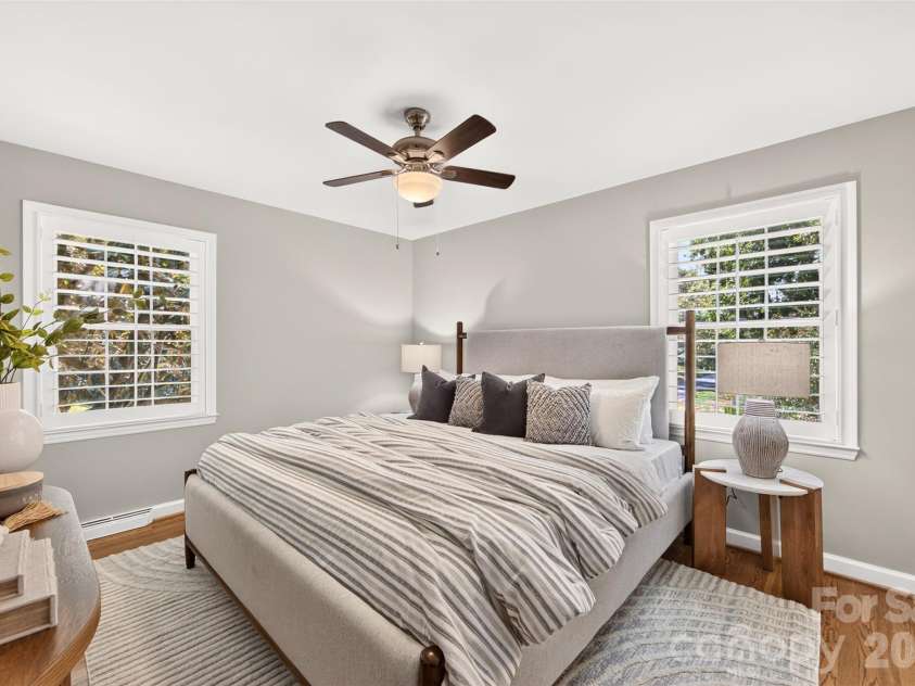 3022 Finley Place, Charlotte, NC 28210.  MLS# CAR4432416, YatesRealty ID 55554. 