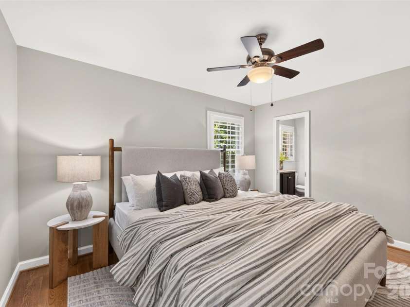 3022 Finley Place, Charlotte, NC 28210.  MLS# CAR4432416, YatesRealty ID 55554. 