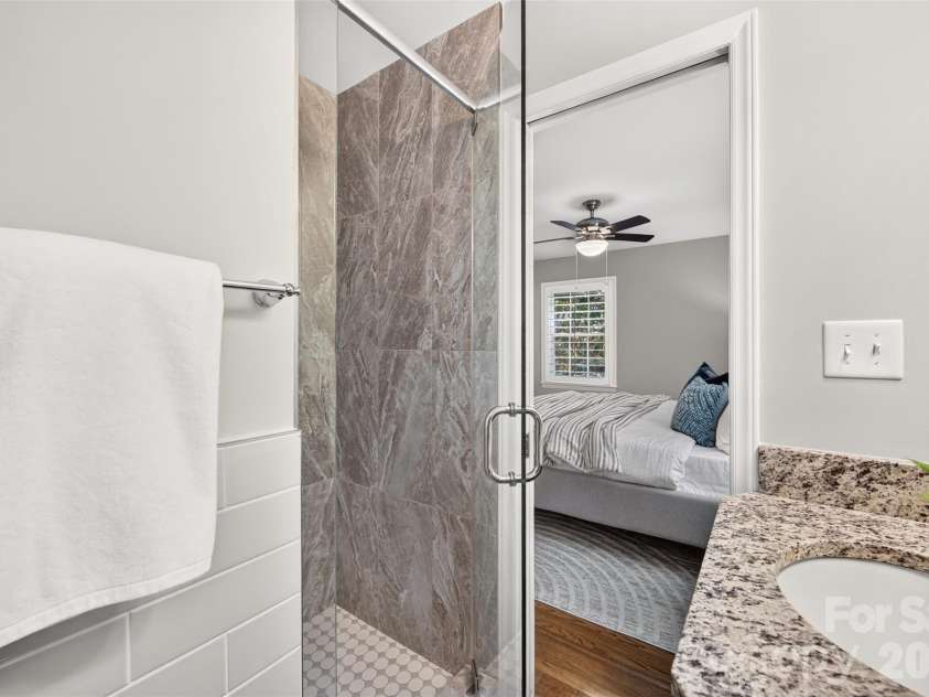 3022 Finley Place, Charlotte, NC 28210.  MLS# CAR4432416, YatesRealty ID 55554. 