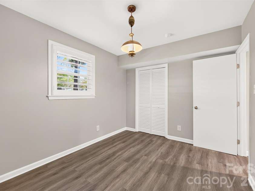 3022 Finley Place, Charlotte, NC 28210.  MLS# CAR4432416, YatesRealty ID 55554. 