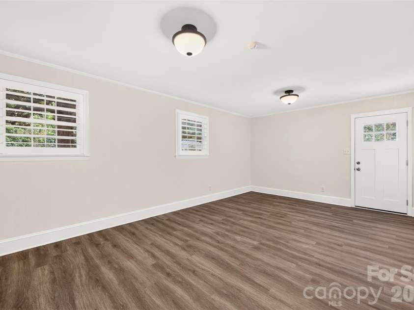 3022 Finley Place, Charlotte, NC 28210.  MLS# CAR4432416, YatesRealty ID 55554. 