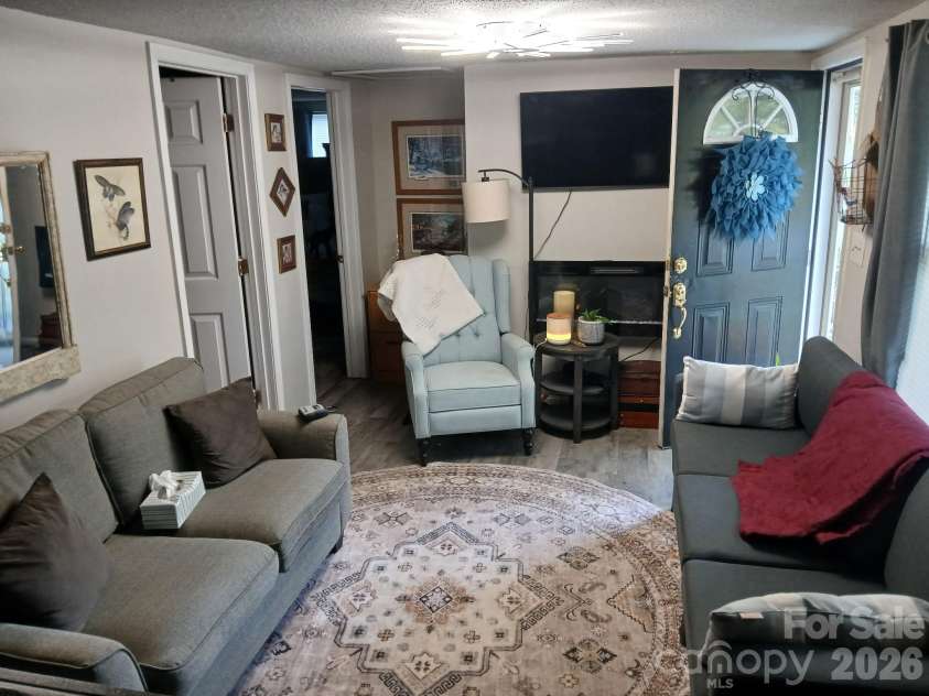 115 Davis Street, Dallas, NC 28034.  MLS# CAR4432832, YatesRealty ID 55555. 