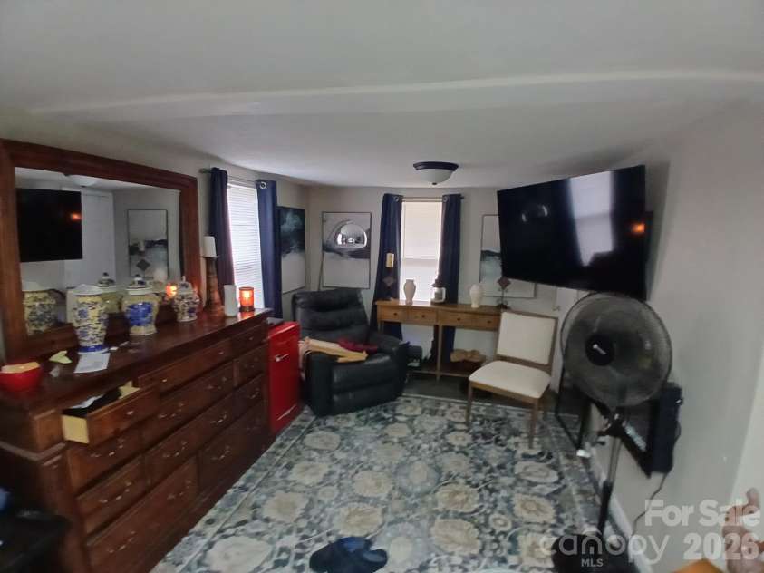 115 Davis Street, Dallas, NC 28034.  MLS# CAR4432832, YatesRealty ID 55555. 