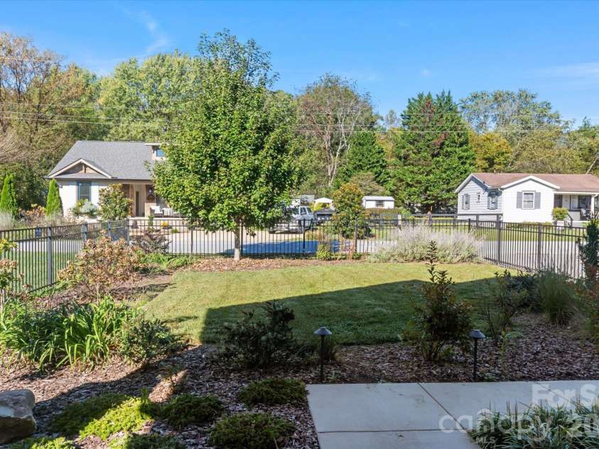 85 Temple Church Road, Brevard, NC 28712.  MLS# CAR4427509, YatesRealty ID 55559. 