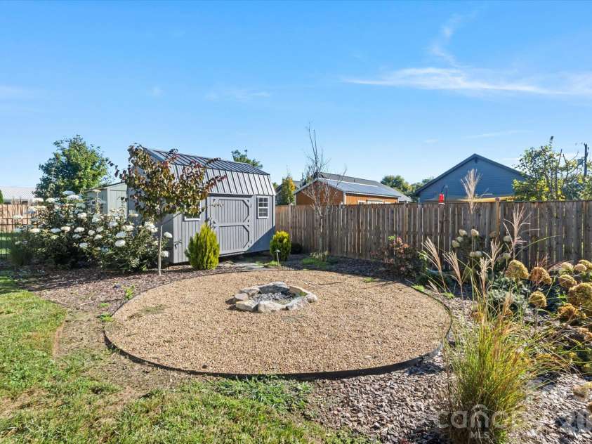 85 Temple Church Road, Brevard, NC 28712.  MLS# CAR4427509, YatesRealty ID 55559. 