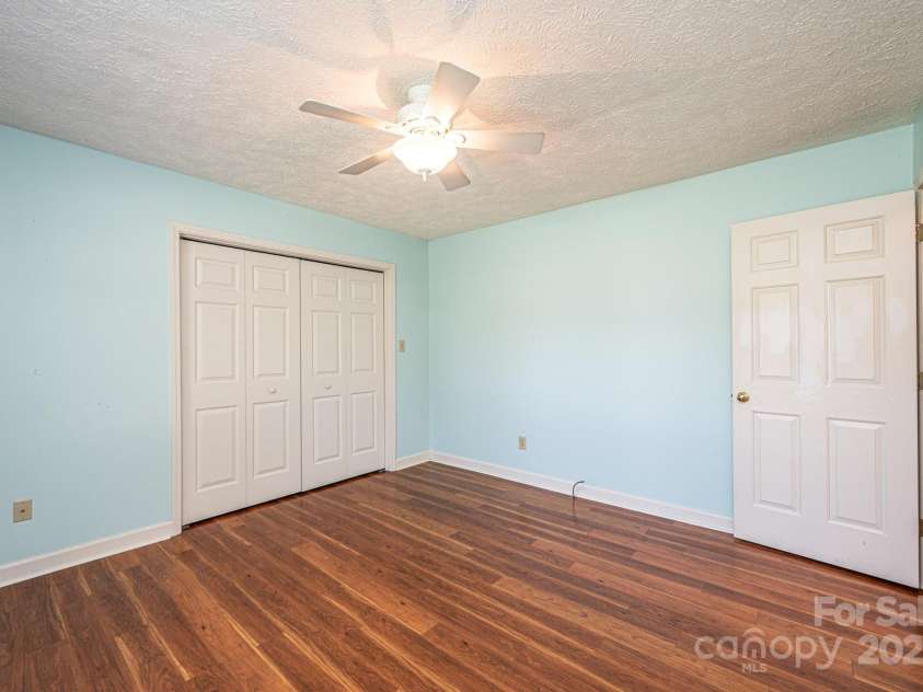 2426 36th Avenue, Hickory, NC 28601.  MLS# CAR4244686, YatesRealty ID 5556. 