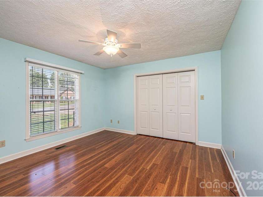 2426 36th Avenue, Hickory, NC 28601.  MLS# CAR4244686, YatesRealty ID 5556. 