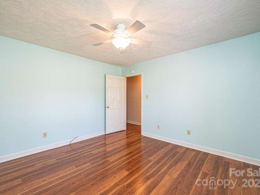 2426 36th Avenue, Hickory, NC 28601.  MLS# CAR4244686, YatesRealty ID 5556. 