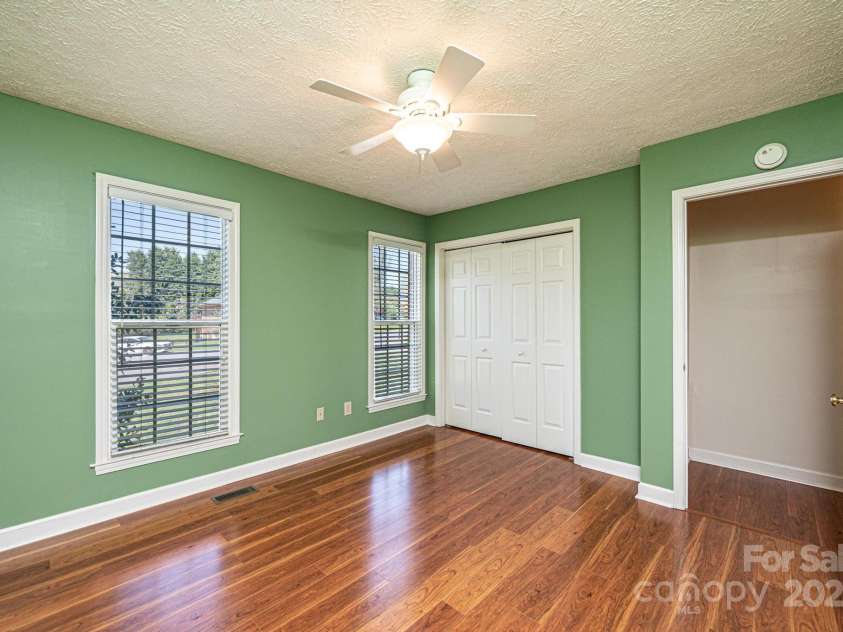 2426 36th Avenue, Hickory, NC 28601.  MLS# CAR4244686, YatesRealty ID 5556. 