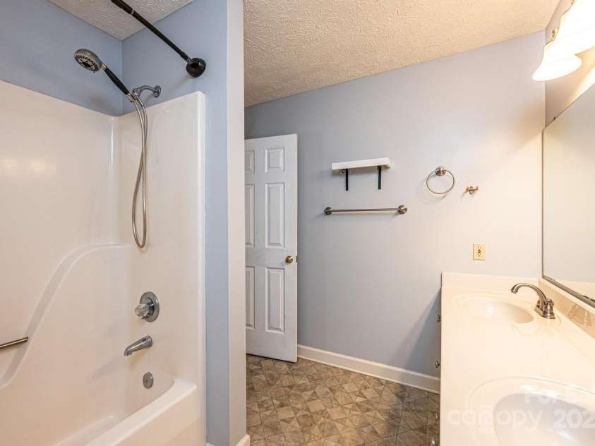 2426 36th Avenue, Hickory, NC 28601.  MLS# CAR4244686, YatesRealty ID 5556. 