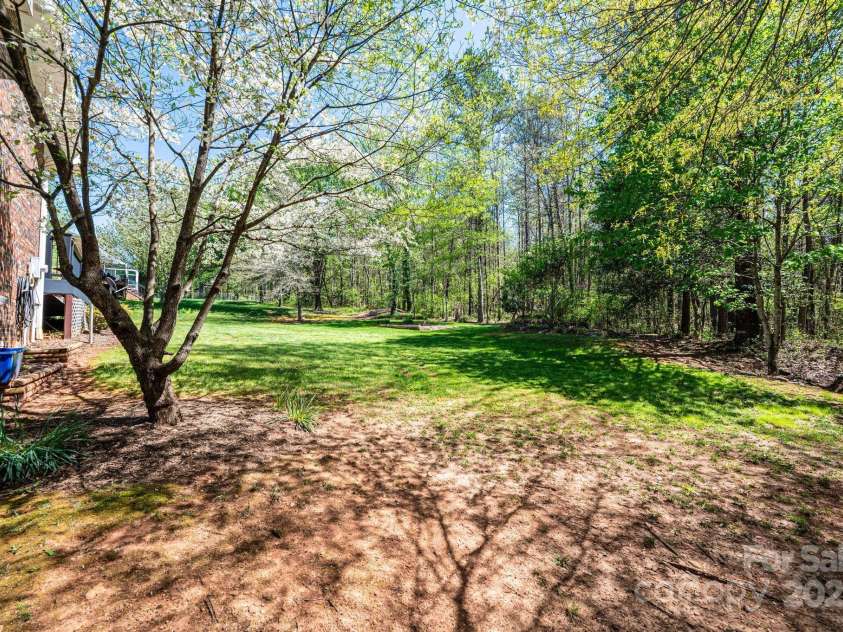 2426 36th Avenue, Hickory, NC 28601.  MLS# CAR4244686, YatesRealty ID 5556. 