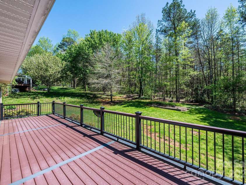 2426 36th Avenue, Hickory, NC 28601.  MLS# CAR4244686, YatesRealty ID 5556. 