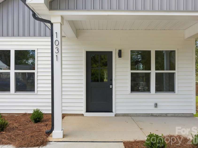 1031 Houston Street, Gastonia, NC 28052.  MLS# CAR4432924, YatesRealty ID 55561. 