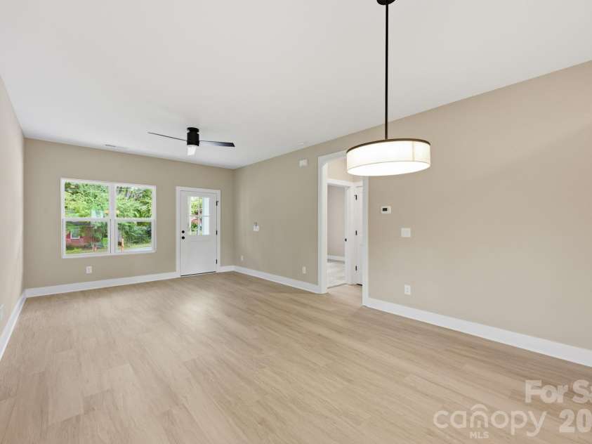 1031 Houston Street, Gastonia, NC 28052.  MLS# CAR4432924, YatesRealty ID 55561. 