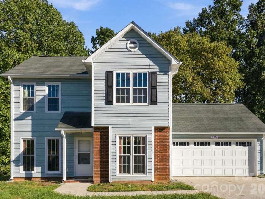 2374 Eagle Glen Court, Gastonia, NC 28056.  MLS# CAR4432758, YatesRealty ID 55564. 