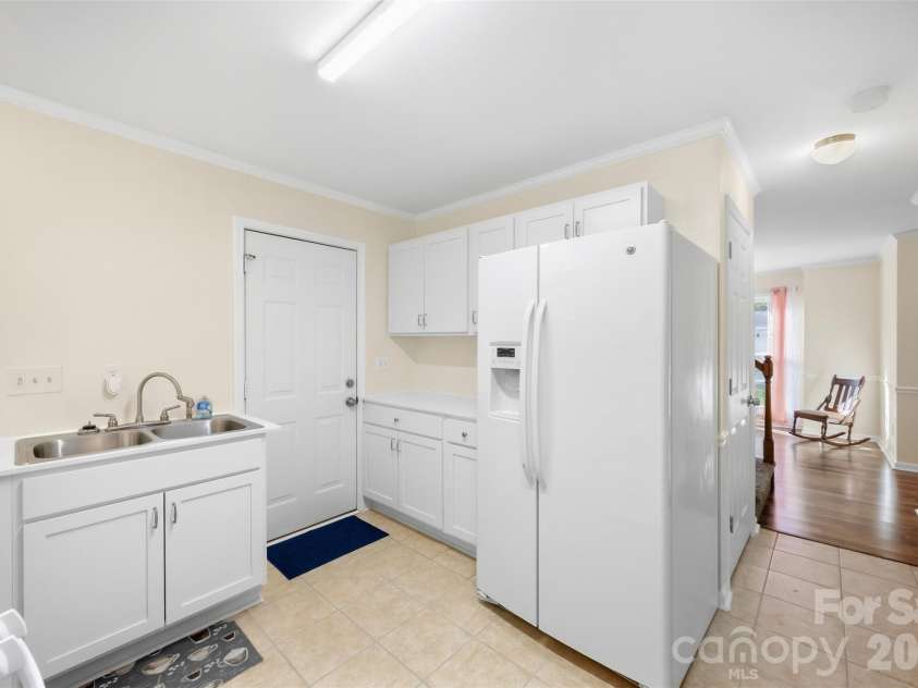 2374 Eagle Glen Court, Gastonia, NC 28056.  MLS# CAR4432758, YatesRealty ID 55564. 