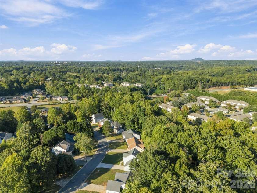 2374 Eagle Glen Court, Gastonia, NC 28056.  MLS# CAR4432758, YatesRealty ID 55564. 