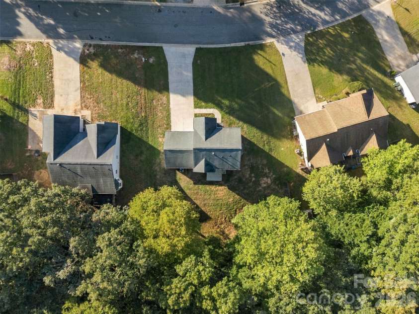 2374 Eagle Glen Court, Gastonia, NC 28056.  MLS# CAR4432758, YatesRealty ID 55564. 