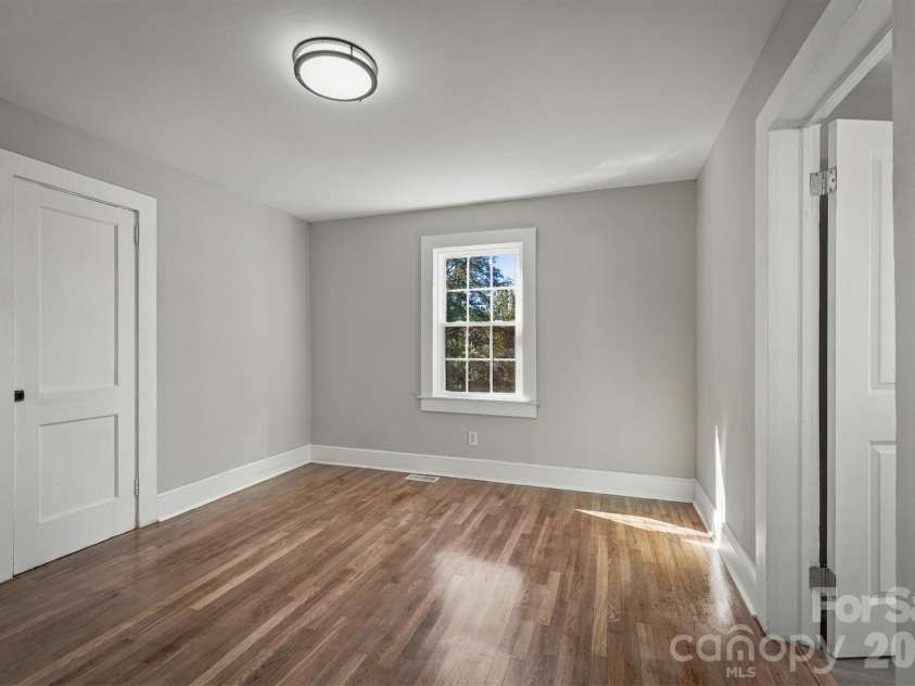 3218 Craig Avenue, Valdese, NC 28690.  MLS# CAR4432337, YatesRealty ID 55569. 