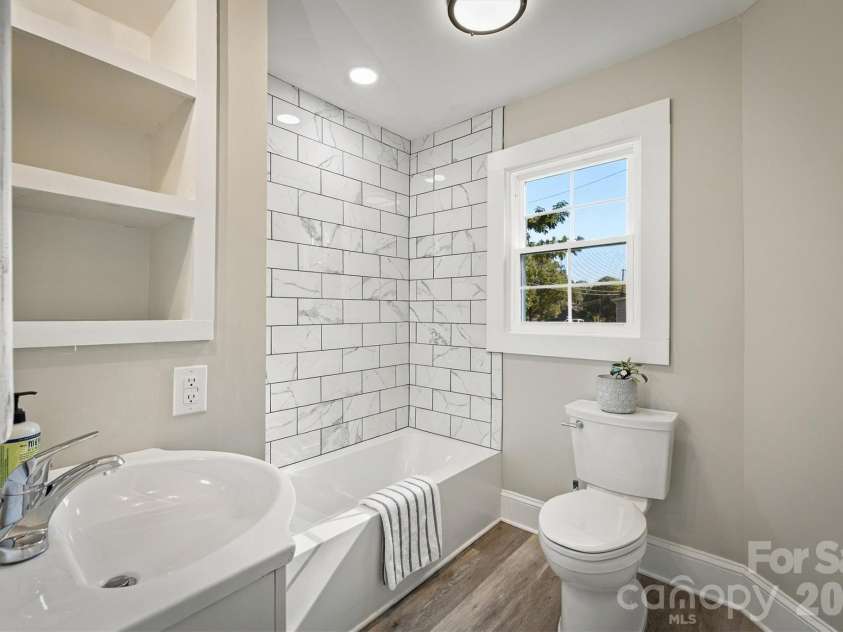 3218 Craig Avenue, Valdese, NC 28690.  MLS# CAR4432337, YatesRealty ID 55569. 