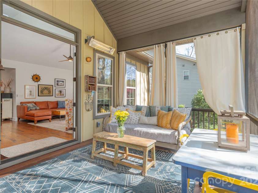 28 Sparkle Dun Drive, Biltmore Lake, NC 28715.  MLS# CAR4242242, YatesRealty ID 5557. 