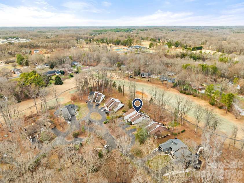 33 Lantern Lane, Lexington, NC 27292.  MLS# CAR4336982, YatesRealty ID 5557. 