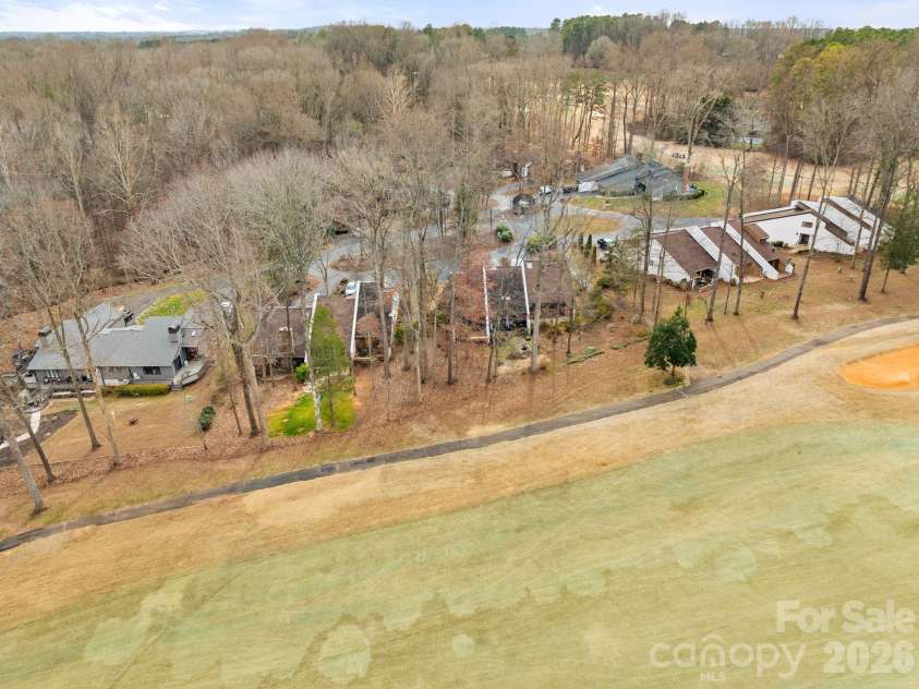 33 Lantern Lane, Lexington, NC 27292.  MLS# CAR4336982, YatesRealty ID 5557. 