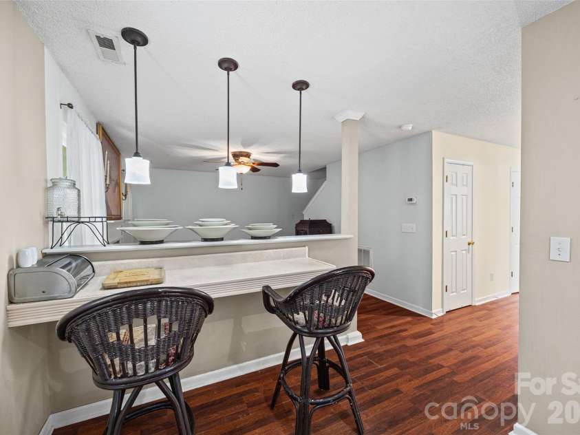 1277 Winding Path Road, Lake Wylie, SC 29710.  MLS# CAR4430642, YatesRealty ID 55573. 