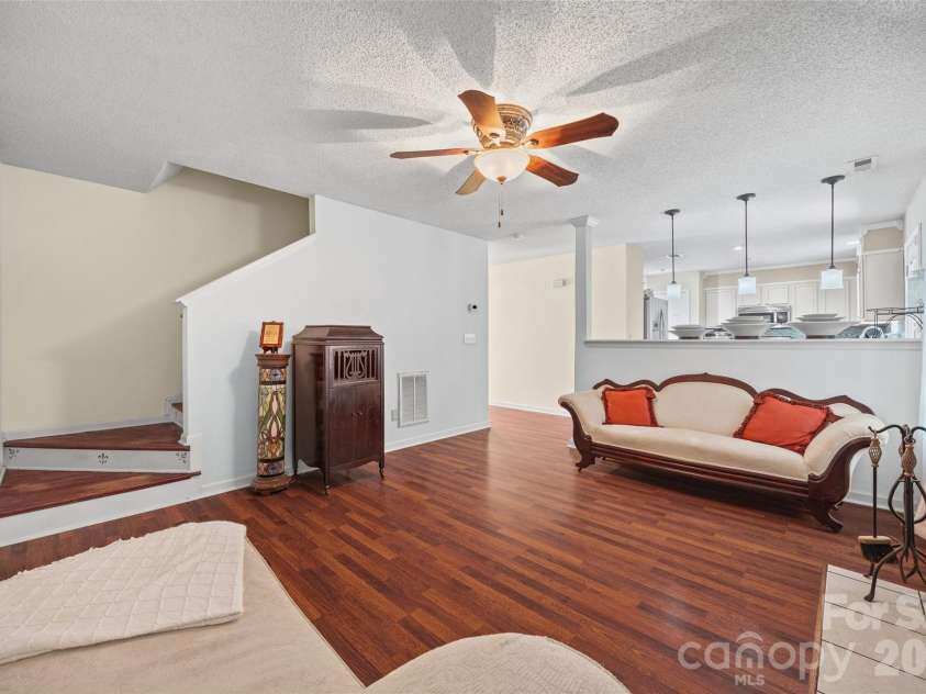 1277 Winding Path Road, Lake Wylie, SC 29710.  MLS# CAR4430642, YatesRealty ID 55573. 