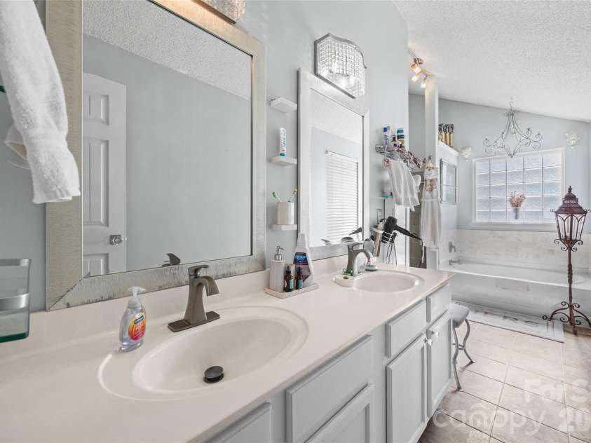 1277 Winding Path Road, Lake Wylie, SC 29710.  MLS# CAR4430642, YatesRealty ID 55573. 