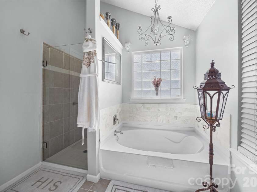 1277 Winding Path Road, Lake Wylie, SC 29710.  MLS# CAR4430642, YatesRealty ID 55573. 