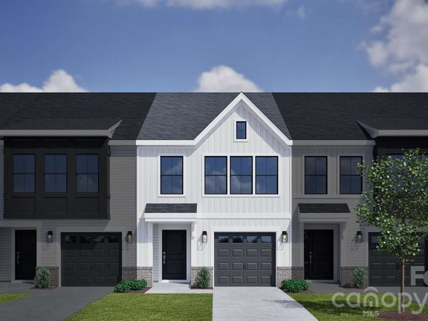 7440 Mashburn Drive, Charlotte, NC 28269.  MLS# CAR4432946, YatesRealty ID 55574. 
