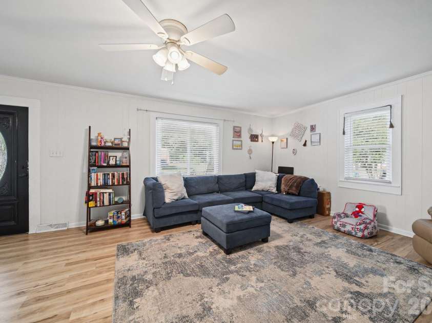 626 Austin Street, Albemarle, NC 28001.  MLS# CAR4430962, YatesRealty ID 55577. 