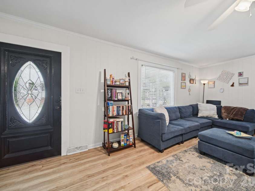 626 Austin Street, Albemarle, NC 28001.  MLS# CAR4430962, YatesRealty ID 55577. 