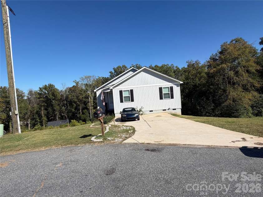 102 Snyder Court, Concord, NC 28025.  MLS# CAR4428517, YatesRealty ID 55579. 