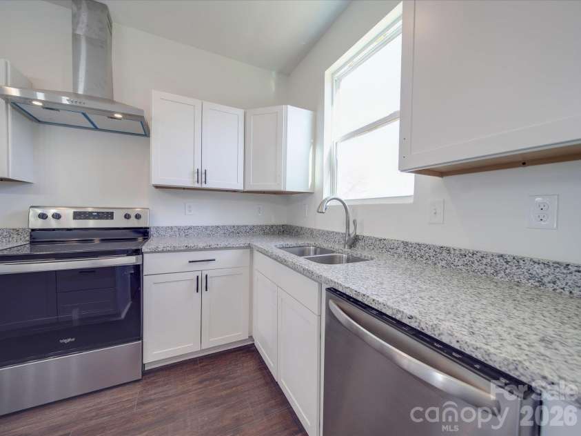 102 Snyder Court, Concord, NC 28025.  MLS# CAR4428517, YatesRealty ID 55579. 