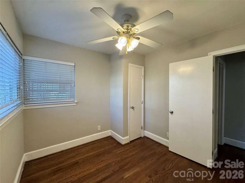 2108 Hassell Place, Charlotte, NC 28209.  MLS# CAR4432529, YatesRealty ID 55584. 