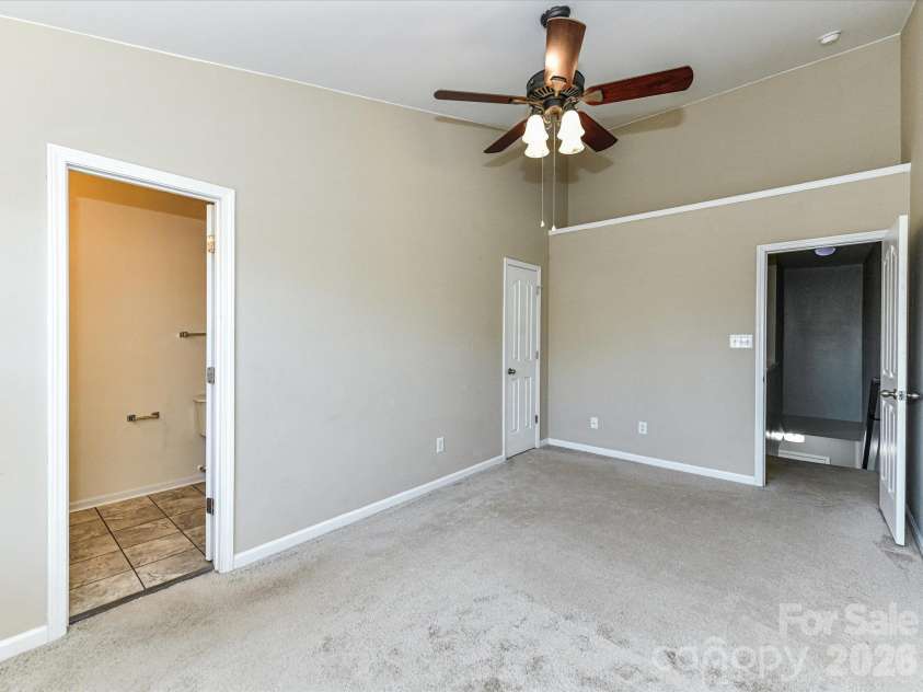 6034 Creft Circle, Indian Trail, NC 28079.  MLS# CAR4432975, YatesRealty ID 55586. 