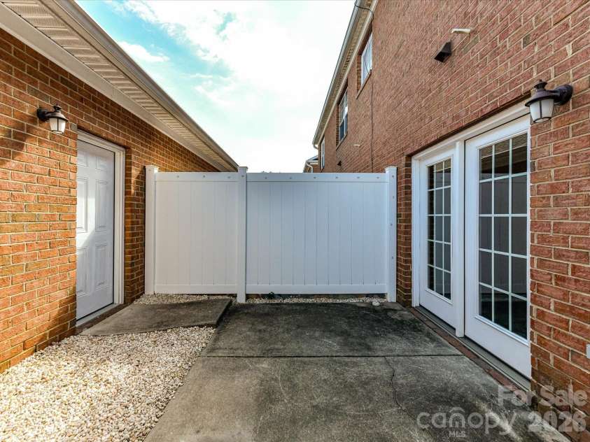 6034 Creft Circle, Indian Trail, NC 28079.  MLS# CAR4432975, YatesRealty ID 55586. 