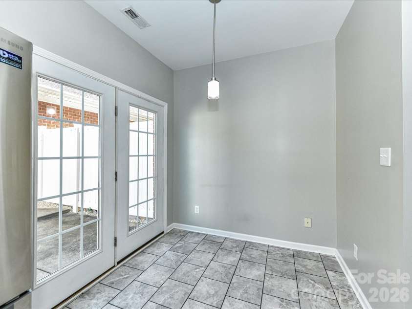 6034 Creft Circle, Indian Trail, NC 28079.  MLS# CAR4432975, YatesRealty ID 55586. Breakfast Area