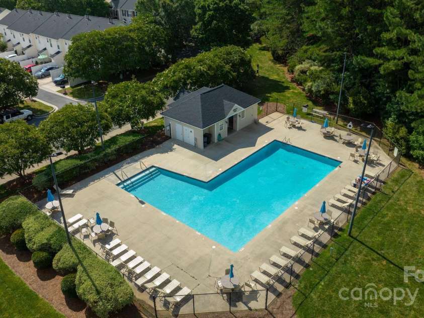 604 Atherton Way, Rock Hill, SC 29730.  MLS# CAR4225841, YatesRealty ID 5559. 