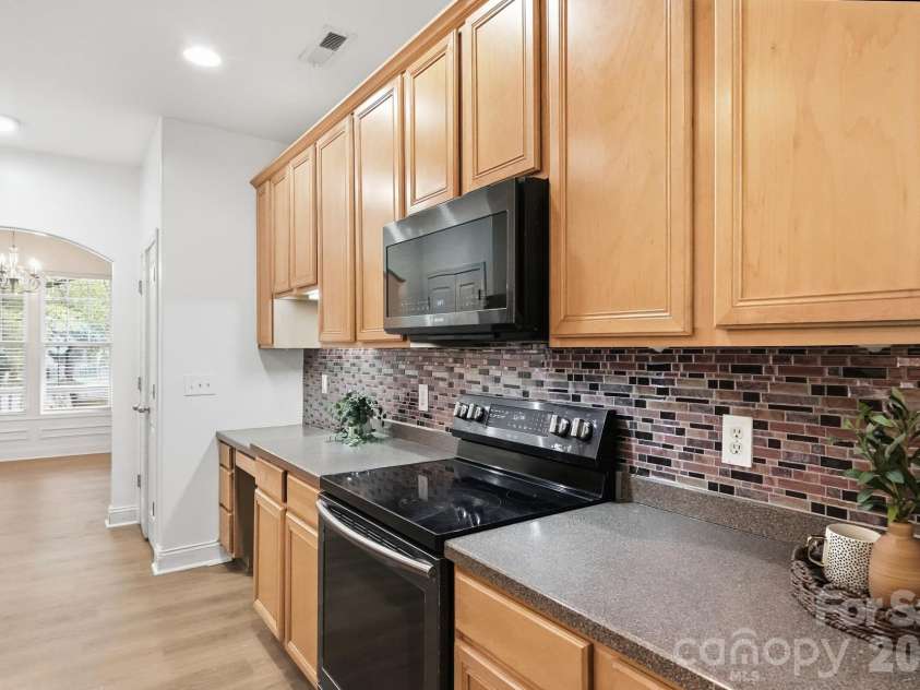 2219 Winding River Drive, Charlotte, NC 28214.  MLS# CAR4405289, YatesRealty ID 55594. 