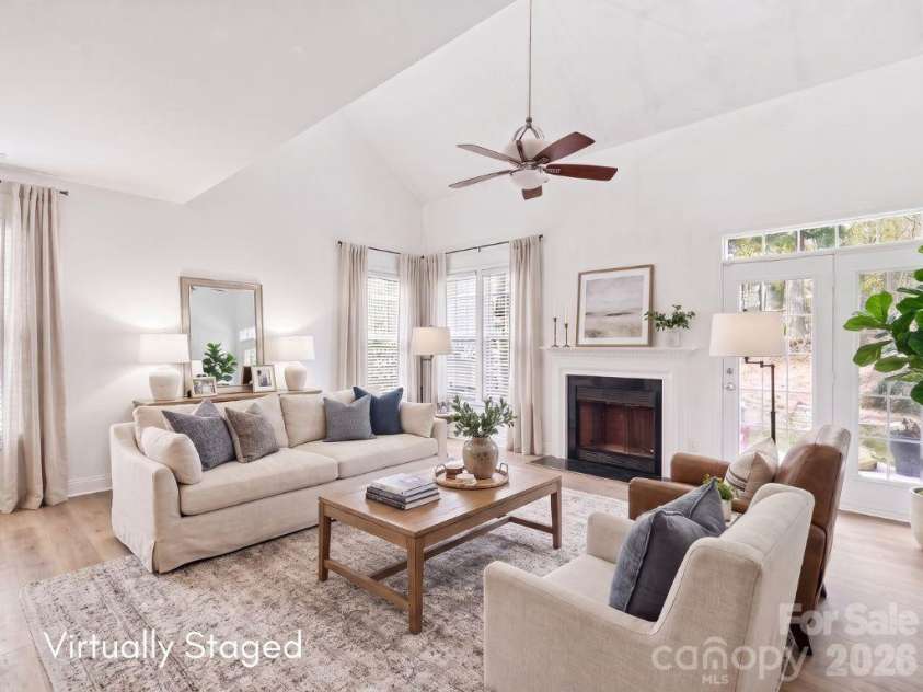 2219 Winding River Drive, Charlotte, NC 28214.  MLS# CAR4405289, YatesRealty ID 55594. 