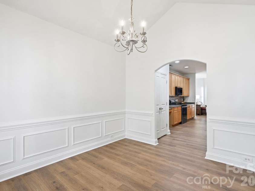 2219 Winding River Drive, Charlotte, NC 28214.  MLS# CAR4405289, YatesRealty ID 55594. 