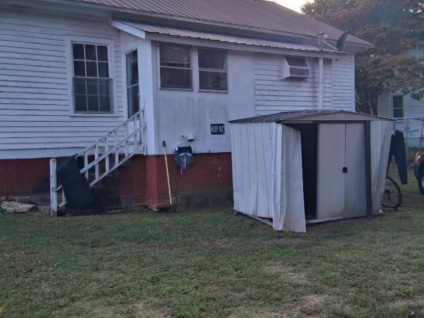 917 Osborne Avenue, Anderson, SC 29621.  MLS# CAR4432629, YatesRealty ID 55595. 