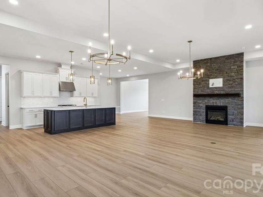 303 Marina Bay Trail, Locust, NC 28097.  MLS# CAR4430586, YatesRealty ID 55596. Dining Area