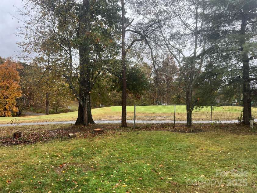 243 Governors View, Asheville, NC 28805.  MLS# CAR4317997, YatesRealty ID 556. 